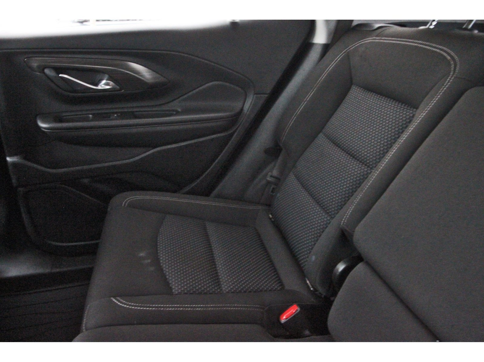 Used 2023 GMC Terrain SLE w/ Driver Convenience Package AWD/4WD image 15
