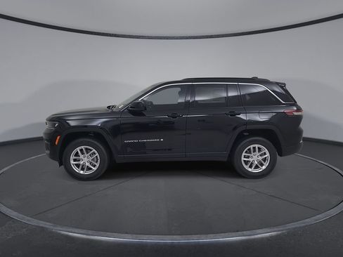 New 2026 Jeep Grand Cherokee Laredo AWD/4WD image 9