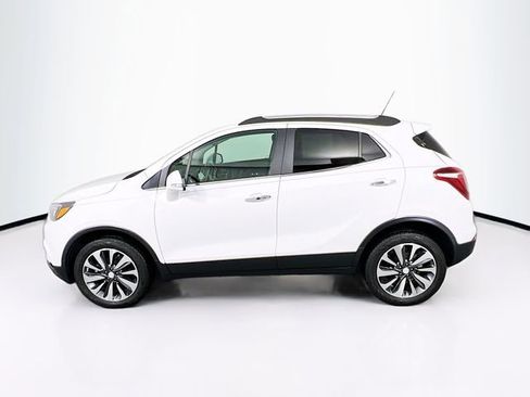 Used 2019 Buick Encore Essence image 4