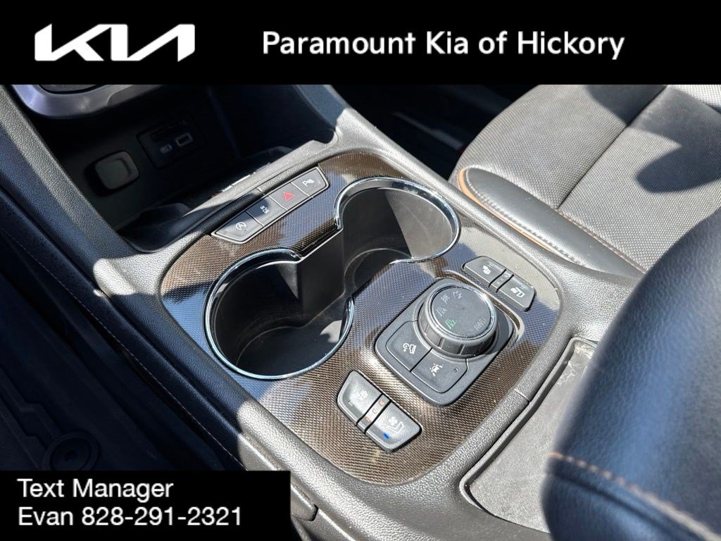 Used 2022 GMC Acadia AT4 w/ Preferred Package AWD/4WD image 25