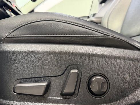 Used 2025 Kia Seltos EX AWD/4WD image 22
