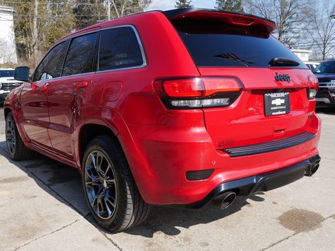 Used 2015 Jeep Grand Cherokee SRT w/ Luxury Group II image 3