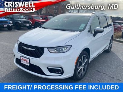 New 2026 Chrysler Pacifica Pinnacle
