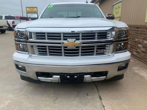 Used 2015 Chevrolet Silverado 1500 LTZ Z71 w/ LTZ Plus Package AWD/4WD image 7