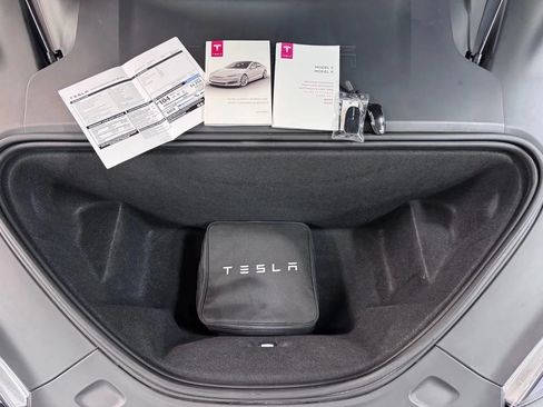 Used 2020 Tesla Model S Performance AWD/4WD image 25