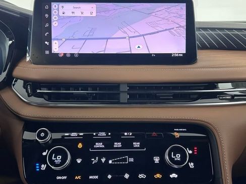 New 2026 INFINITI QX60 Autograph image 17