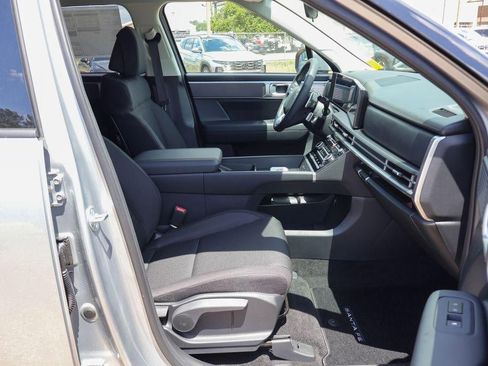 New 2026 Hyundai Santa Fe SE FWD image 8