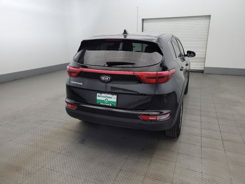 Used 2019 Kia Sportage LX AWD/4WD image 7