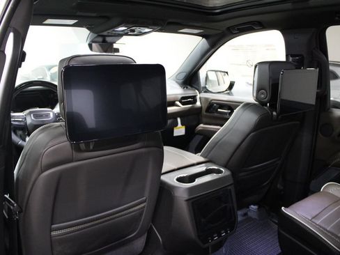 New 2026 GMC Yukon XL Denali Ultimate AWD/4WD image 68
