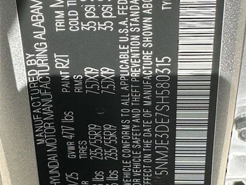 New 2025 Hyundai Tucson Limited image 32