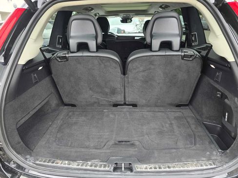 Used 2023 Volvo XC90 T8 Ultimate w/ Lounge Package AWD/4WD image 15
