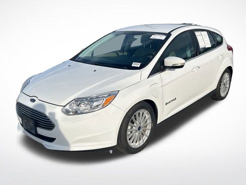 Used 2017 Ford Focus Electric Hatchback image 1