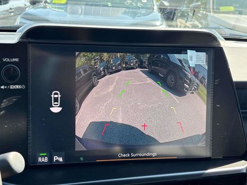 New 2026 Subaru Outback Limited AWD/4WD image 13