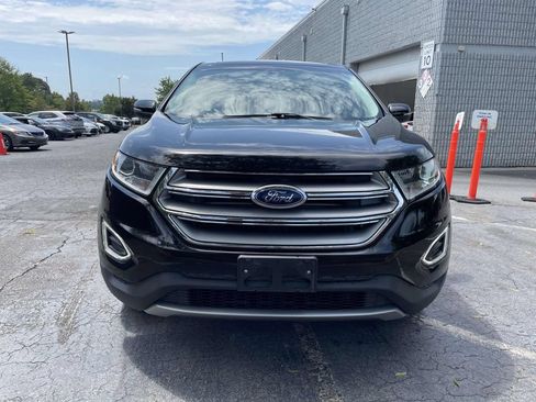 Used 2016 Ford Edge Titanium w/ Equipment Group 301A FWD image 2