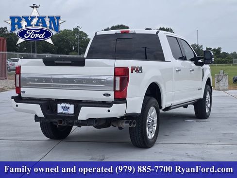 Used 2022 Ford F250 Platinum AWD/4WD image 4