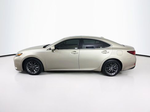 Used 2018 Lexus ES 350 w/ Navigation System Package FWD image 4