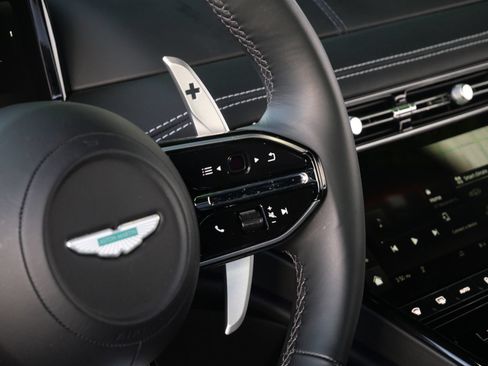 Used 2024 Aston Martin DB12 Coupe RWD image 12