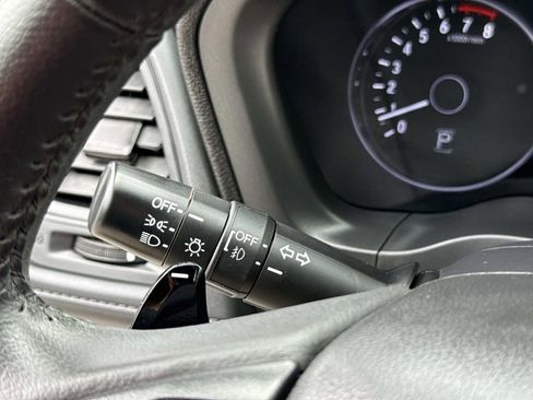 Used 2022 Honda HR-V Sport image 38