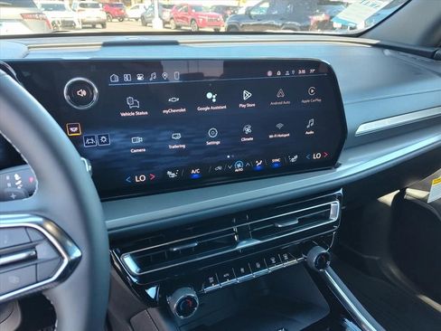 New 2026 Chevrolet Traverse LT w/ Midnight/Sport Edition FWD image 11