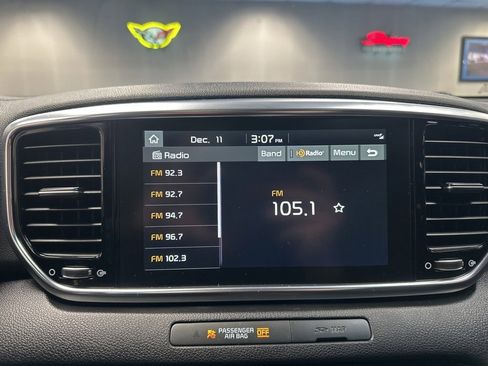 Used 2022 Kia Sportage SX image 32