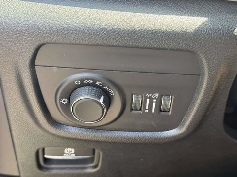 Certified 2024 Jeep Grand Cherokee Altitude AWD/4WD image 19
