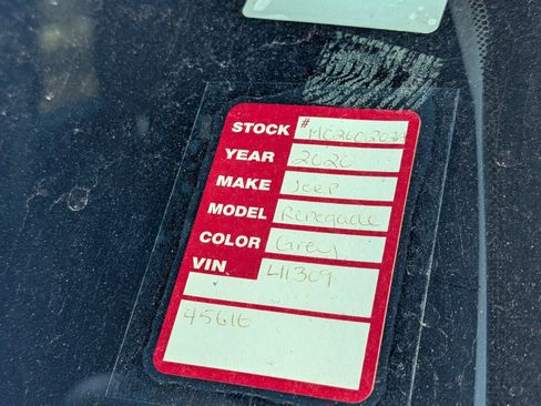 Used 2020 Jeep Renegade Altitude image 30