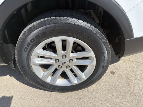 Used 2017 Ford Explorer FWD image 16