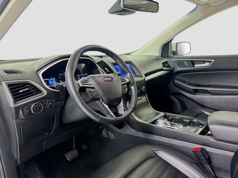 Used 2020 Ford Edge SEL image 7