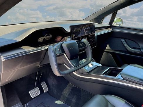 Used 2022 Tesla Model X Plaid AWD/4WD image 17