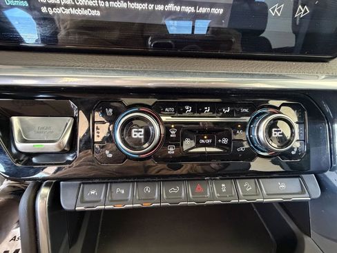 Used 2022 GMC Sierra 1500 Denali image 33