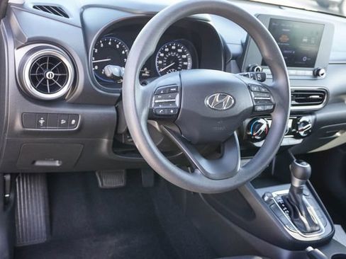 Used 2022 Hyundai Kona SEL w/ Cargo Package FWD image 10