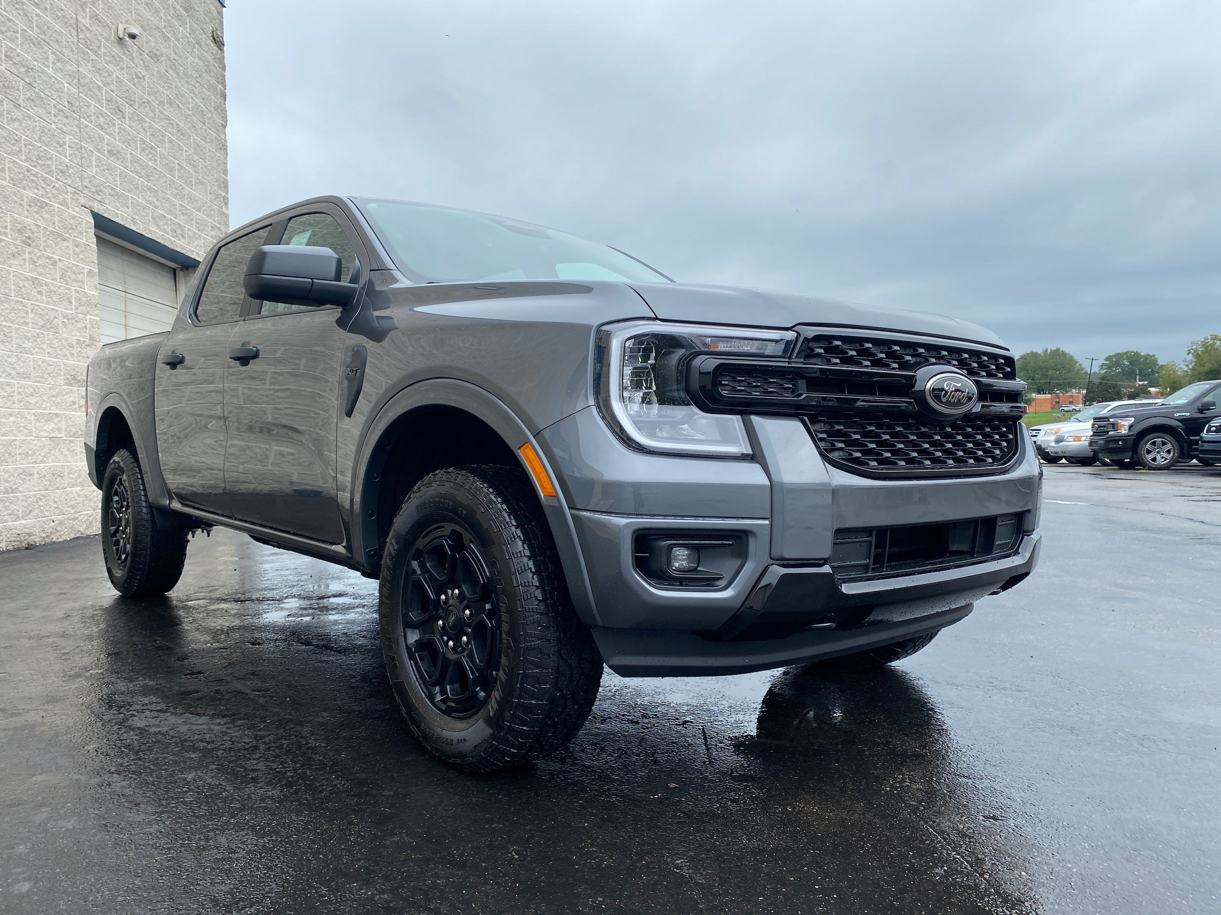 New 2026 Ford Ranger XLT w/ Black Appearance Package AWD/4WD image 13