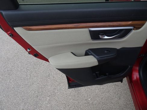 Used 2017 Honda CR-V EX image 17