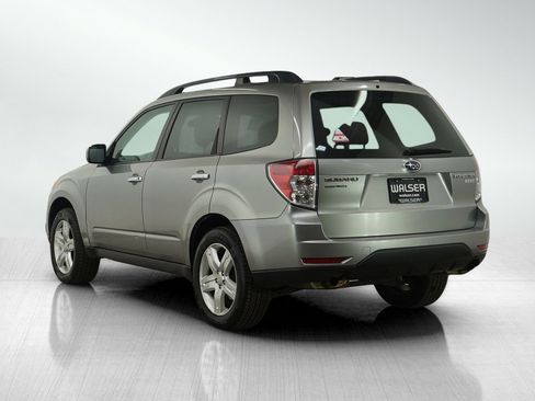 Used 2010 Subaru Forester 2.5X Premium image 3