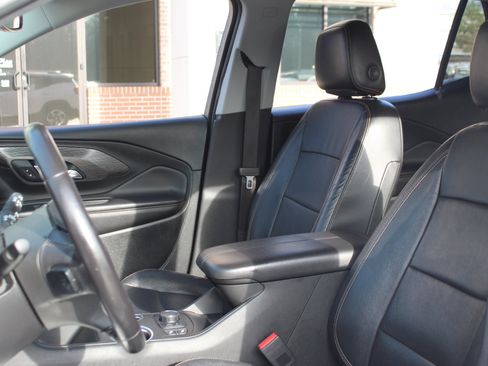 Used 2021 GMC Terrain SLT image 15