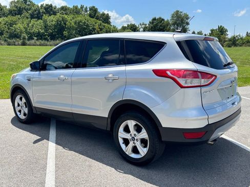 Used 2015 Ford Escape SE FWD image 3