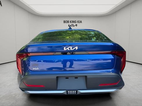 Used 2025 Kia K4 LXS image 4