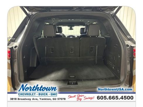Used 2023 Chevrolet Traverse LT AWD/4WD image 25