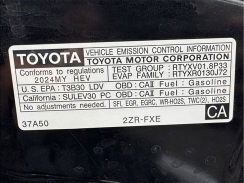 Used 2024 Toyota Corolla LE w/ LE Convenience Package image 25