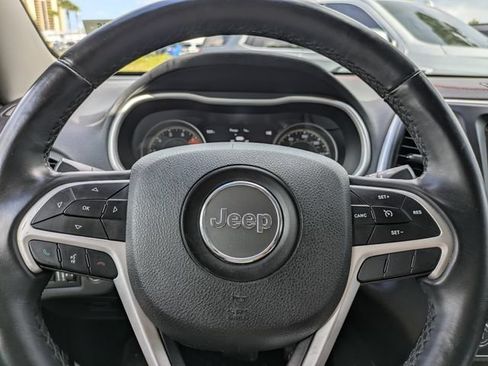Certified 2018 Jeep Cherokee Trailhawk w/ Comfort/Convenience Group AWD/4WD image 22