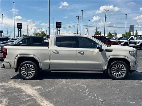 New 2026 GMC Sierra 1500 Denali Ultimate AWD/4WD image 14