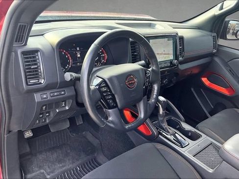 Used 2022 Nissan Frontier PRO-4X AWD/4WD image 10