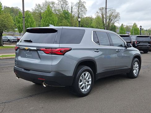 Used 2023 Chevrolet Traverse LS w/ Safety Package FWD image 6