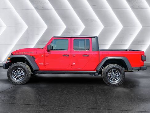 Used 2026 Jeep Gladiator Mojave AWD/4WD image 3