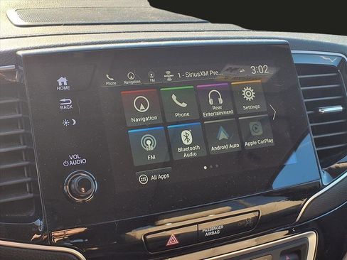 Used 2020 Honda Pilot Touring image 5