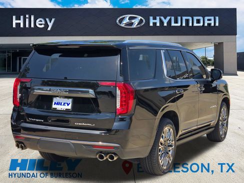 Used 2024 GMC Yukon Denali Ultimate AWD/4WD image 4