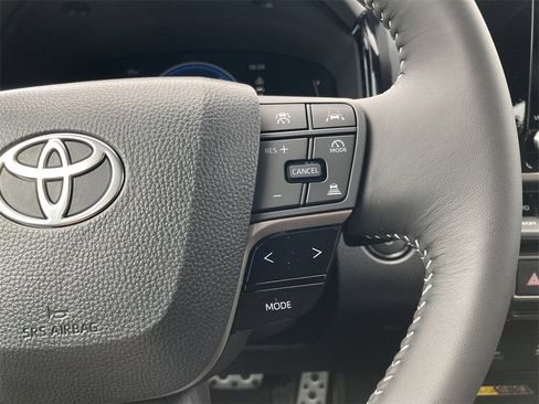 New 2026 Toyota Camry SE image 15