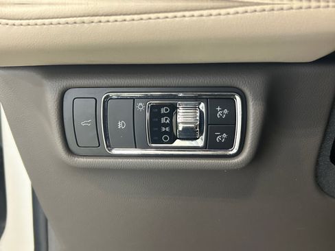 Used 2023 Lincoln Aviator Reserve w/ Equipment Group 201A AWD/4WD image 15