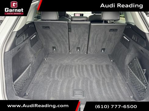 Used 2023 Audi Q5 2.0T Premium w/ Convenience Package AWD/4WD image 29