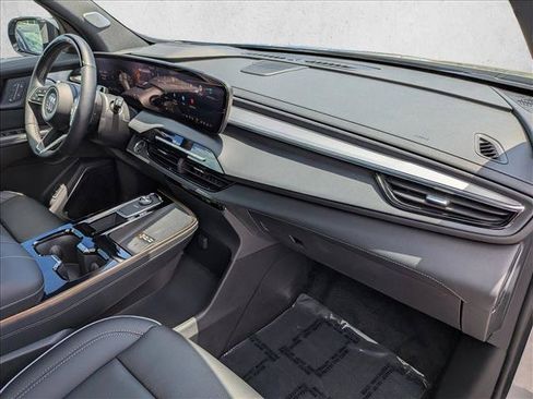 Used 2026 Buick Enclave Avenir w/ Super Cruise Package FWD image 23